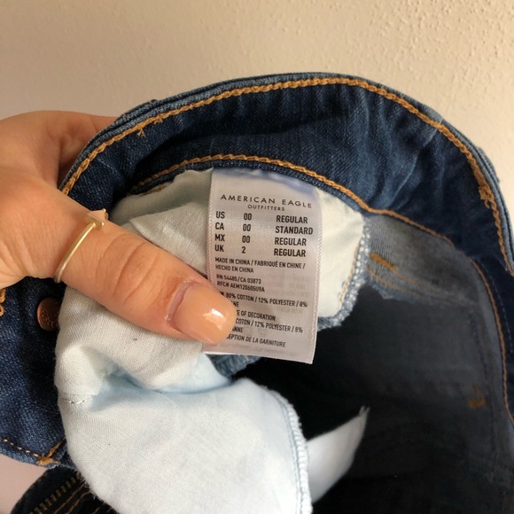 AMERICAN EAGLE JEANS - Picture 3 of 3
